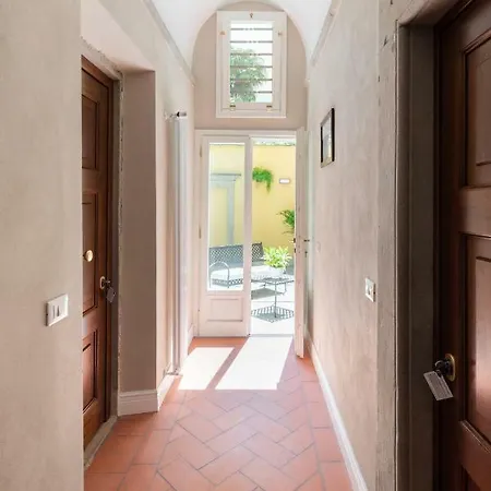 아파트 Borgo Pinti Garden